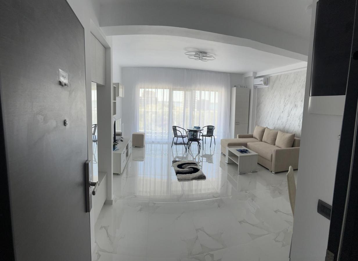 Casa Del Mar 2 Apartment Mamaia Exterior photo